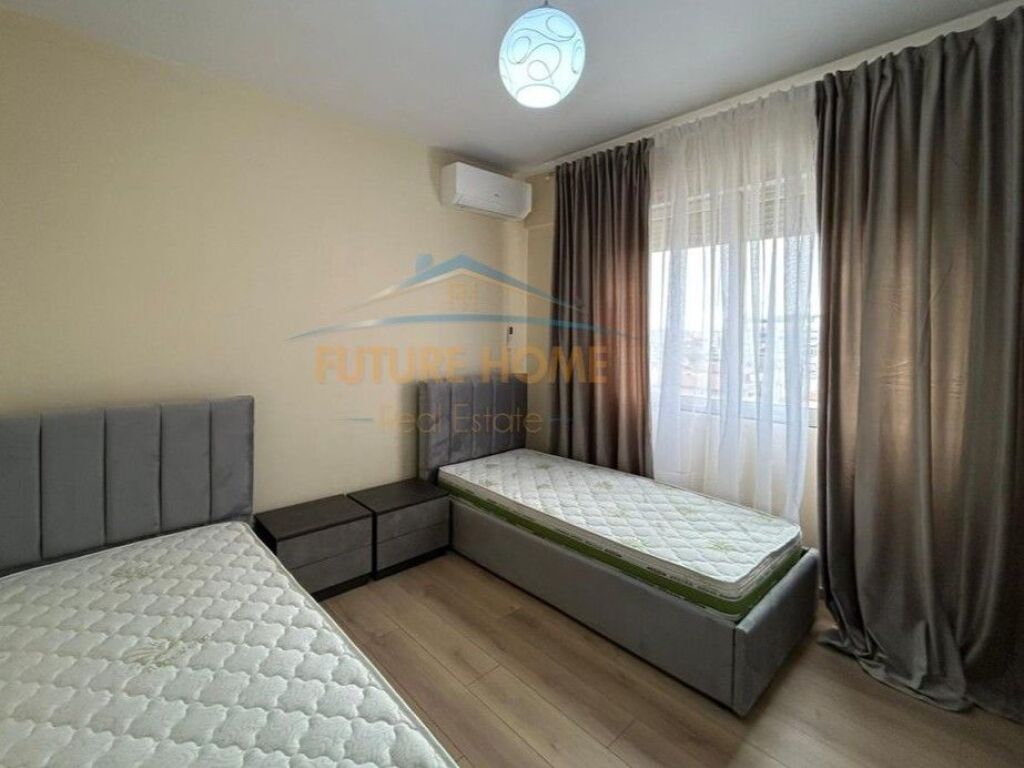 Affitto, Appartamento 1+1, Via Kavajes, Tirana.