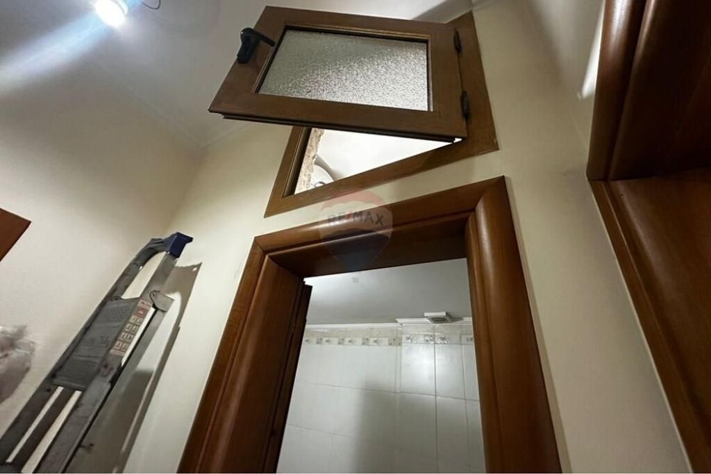 🏡 Apartament 2+1+2 me Qira – Gjimnazi Ali Demi, Vlorë