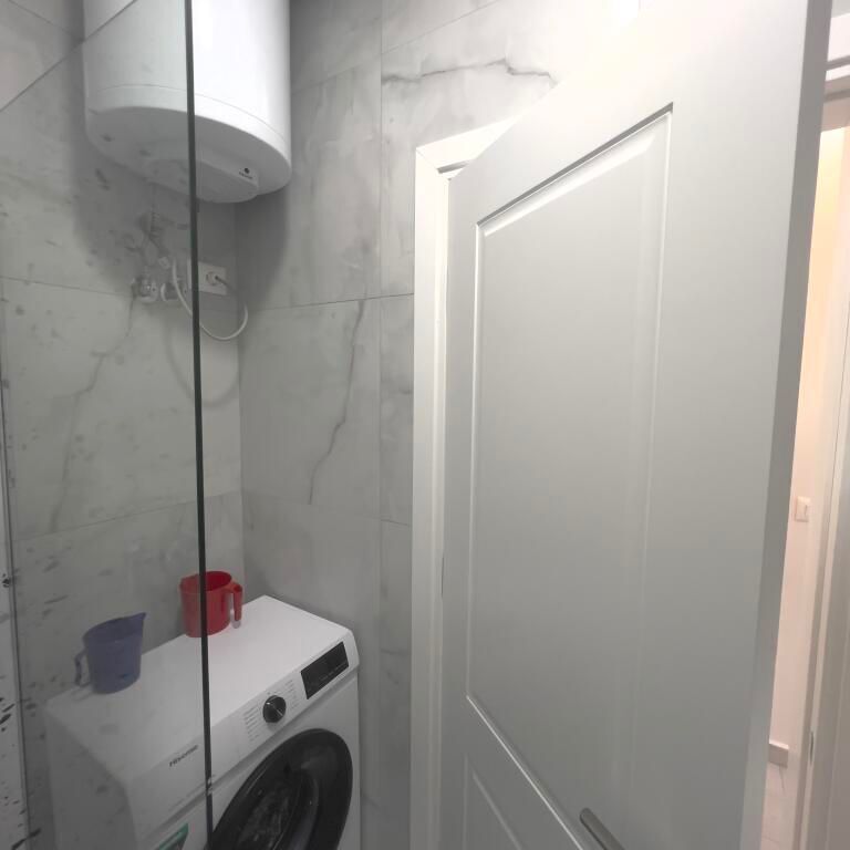 Vendesi in vendita 1+1 appartamento presso River Residence