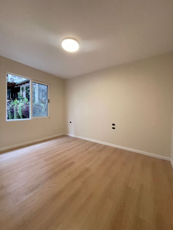 Shitet Apartament 3+1 tek Kodra e Diellit