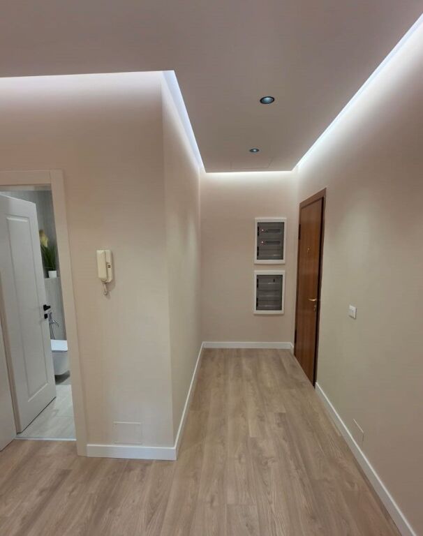 Locale premium in affitto – Coin / RTSH !