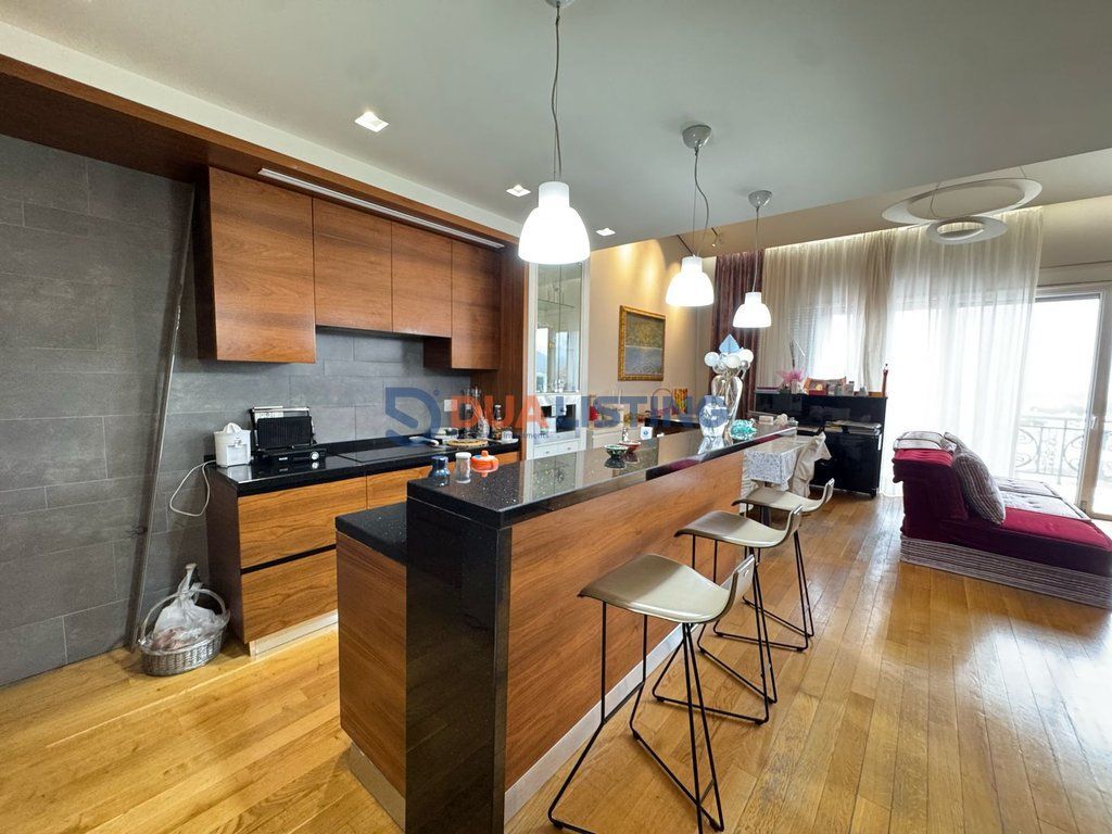 Super Duplex in Vendita presso la Residenza Kodra e Diellit 1 !