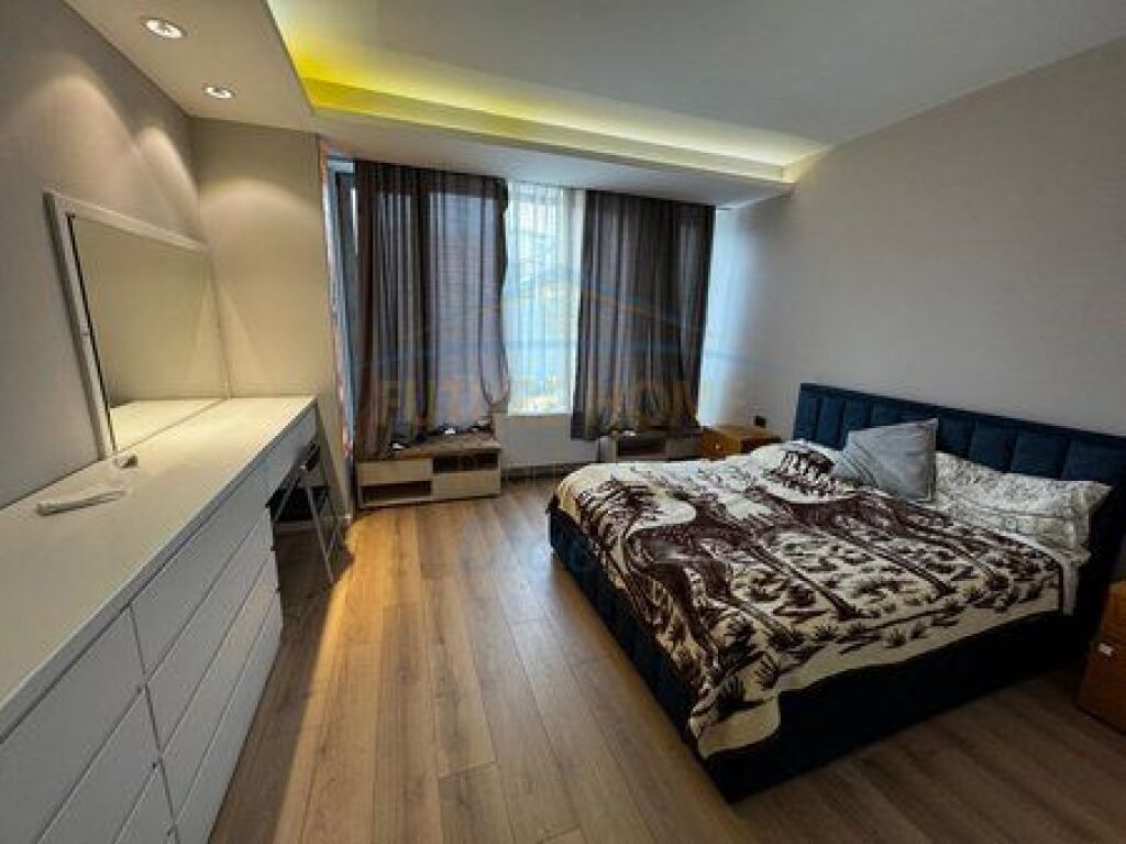 Shitet apartament 2+1+2 Liqeni i Thate Tirane