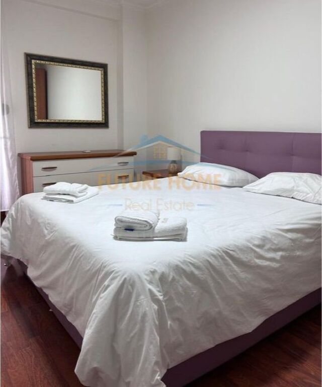 Shitet, Apartament 2+1+2+Verandë , Bllok