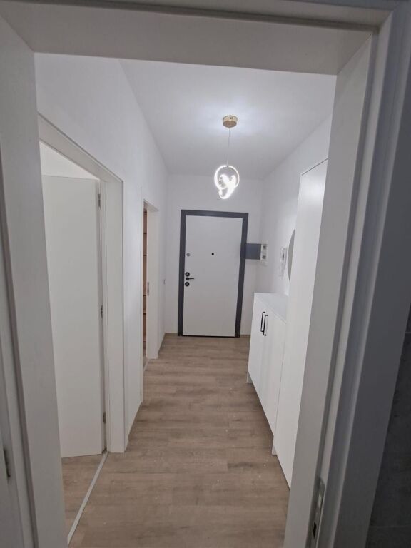 Apartment 2+1, Univers City!