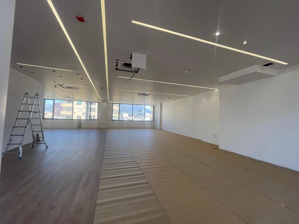 UFFICIO IN AFFITTO PRESSO IL COMPLESSO DELIJORGJI!!