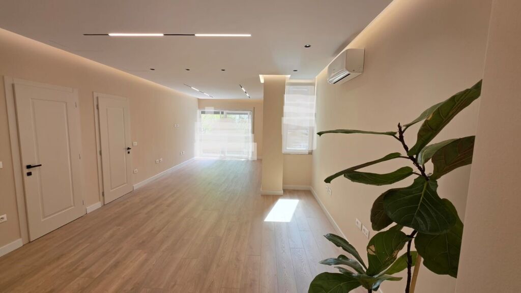 Locale premium in affitto – Coin / RTSH !