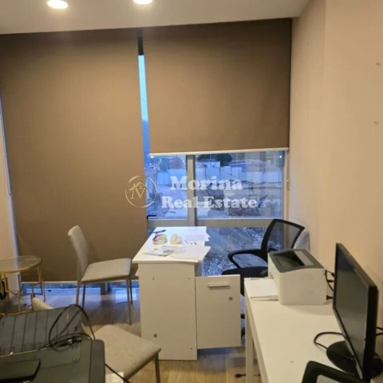 Affitto | Locale Commerciale | Via Sami Frashëri | 300 €/mese