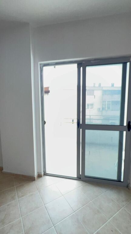 Apartament 1+1 per shitje ne Fresk !