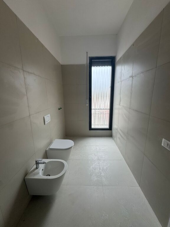 Appartamento 2+1+2+deposito in affitto presso il Complesso Delijorgji