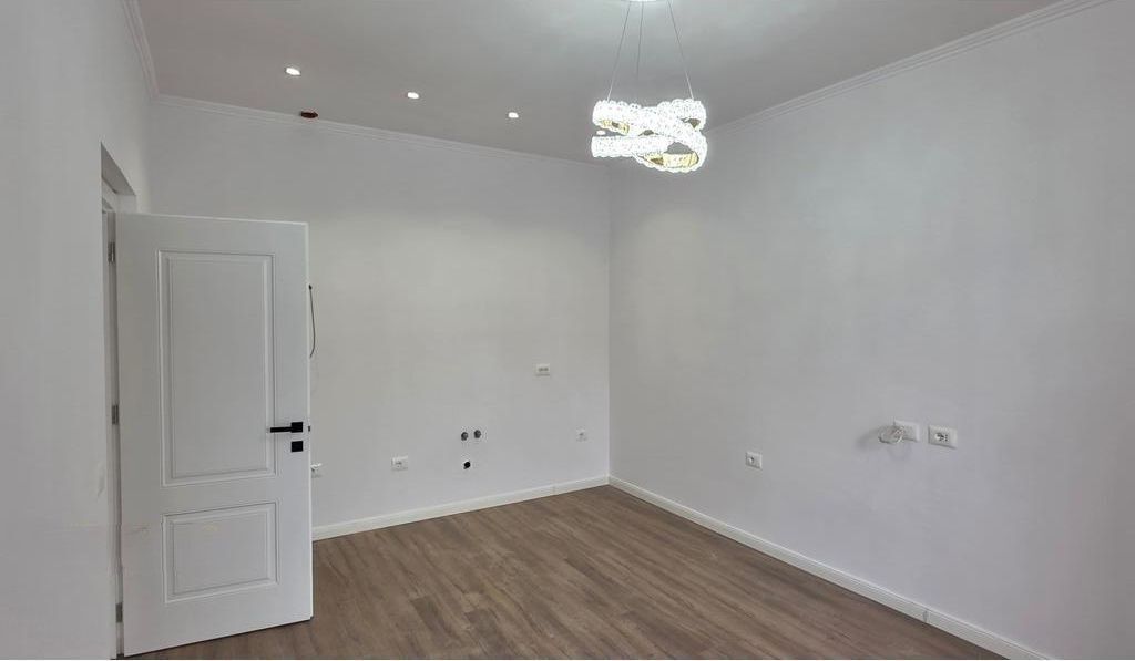 Shitet Apartament 2+1 tek Rruga Bardhyl