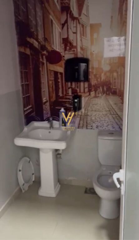 UFFICIO 320 M2 IN AFFITTO PRESSO L'EX CAMPO DI AVIAZIONE 2.120 EURO