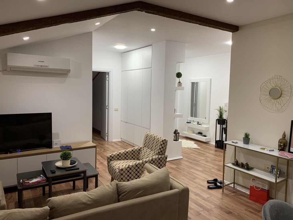 Super ap 2+1 at fresku ( muhamed deliu street )