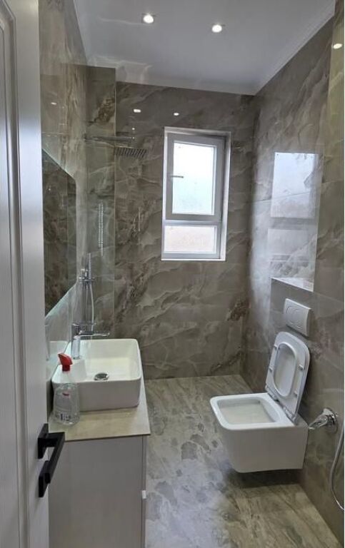 Shitet Apartament 2+1 tek Rruga Bardhyl