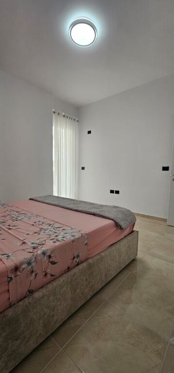 🏡 APARTAMENT 2+1 ME QIRA – SKELE, VLORË