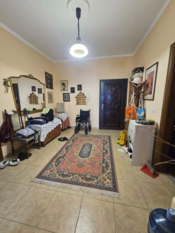 SHITET SUPER PAPAFINGO ,PLAZHI ILIRIA, DURRËS