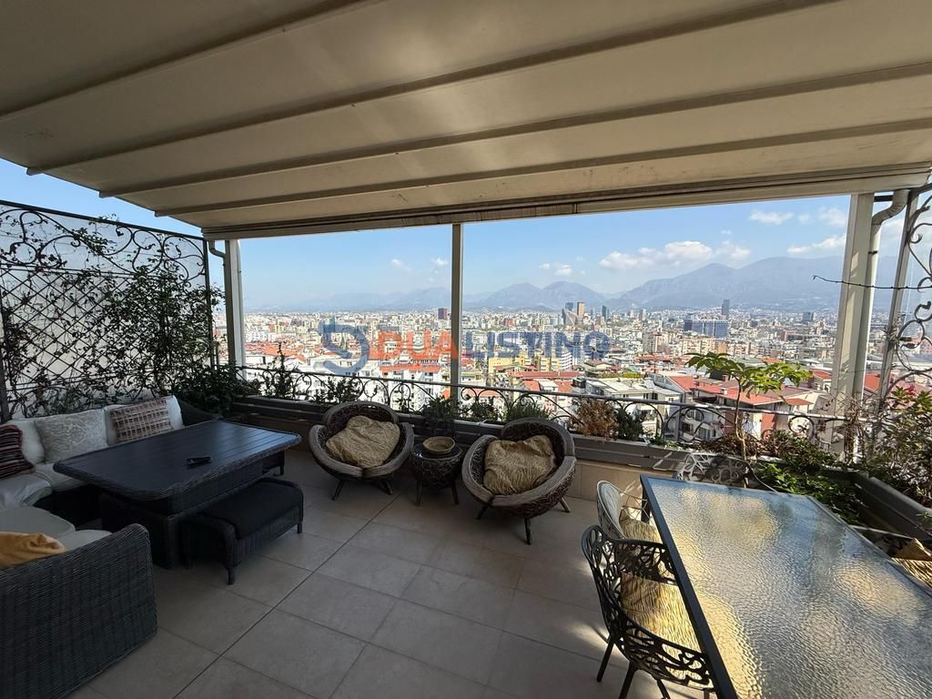 DUPLEX 5+1+3 IN VENDITA A KODRA E DIELLIT !