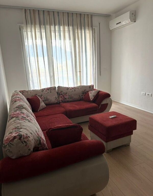 📌 Apartament 2+1+2 me qira – 5 Maji (përballë Concord Center) 