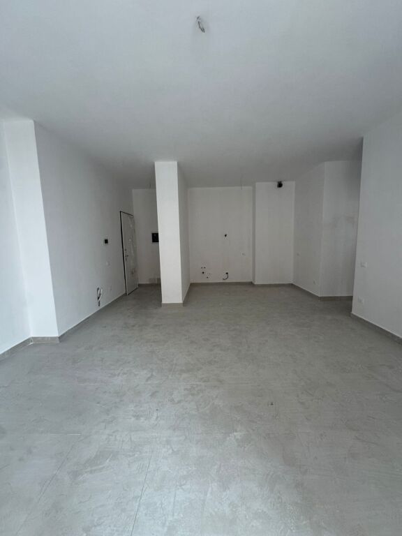 Appartamento 2+1+2+deposito in affitto presso il Complesso Delijorgji