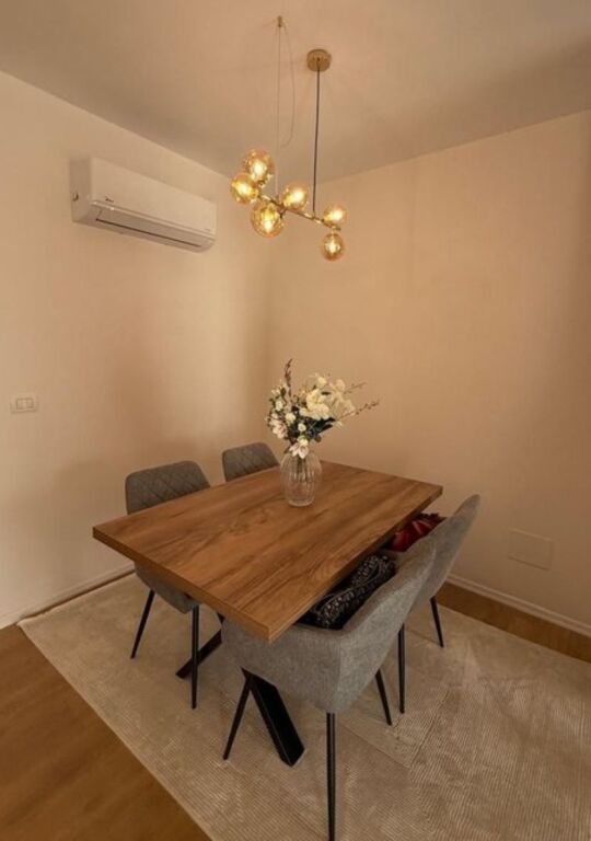 APPARTAMENTO MODERNO IN AFFITTO 2+1+2