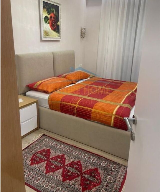 Qira, Apartament 1+1, 21 Dhjetori
