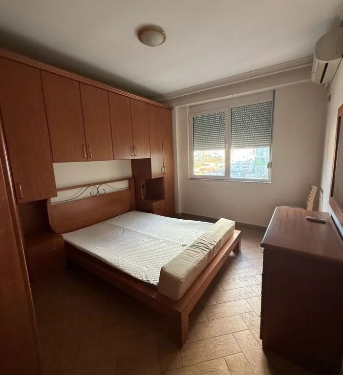 Qera | Apartament 2 + 1 | Blloku | 800 €/muaj