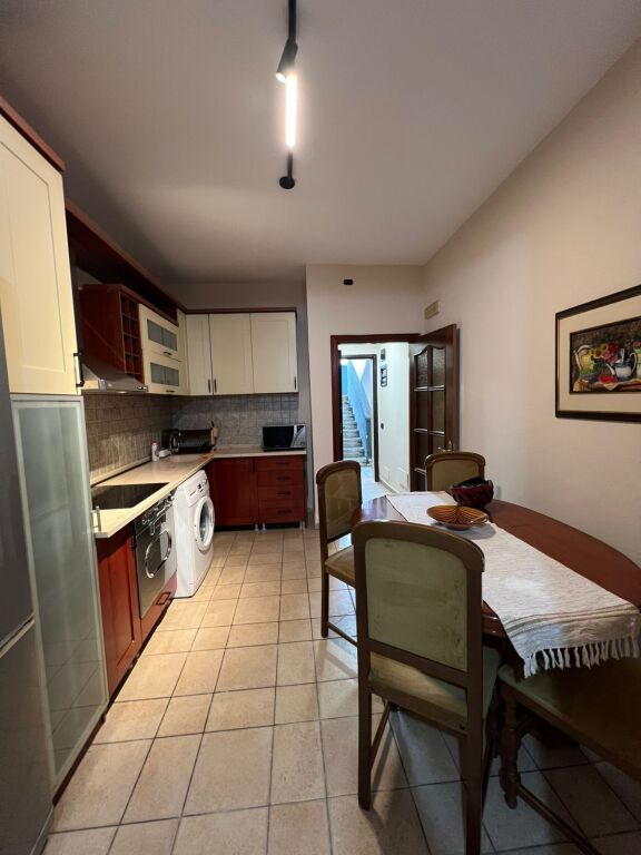 Appartamento convertibile in 2+1 in affitto