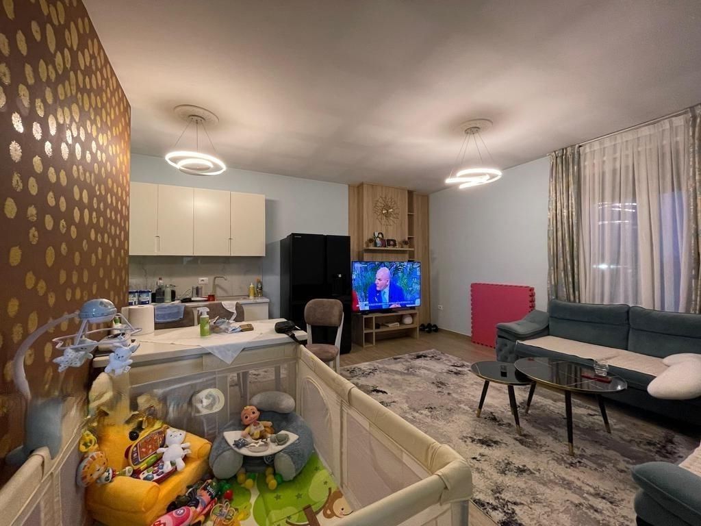 FOR SALE 2+1 APARTMENT NEAR THE UNITED SCHOOL