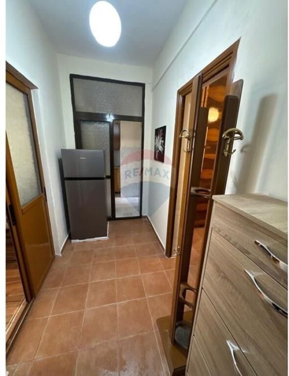 Apartament - Për Qira - Libri Universitar, Tiranë(ID: 530411003-915)