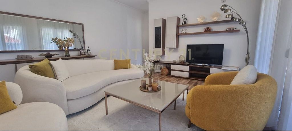 2-Storey Villa for Sale in Yrshek!