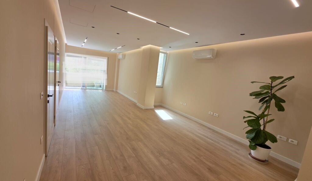 Locale premium in affitto – Coin / RTSH !