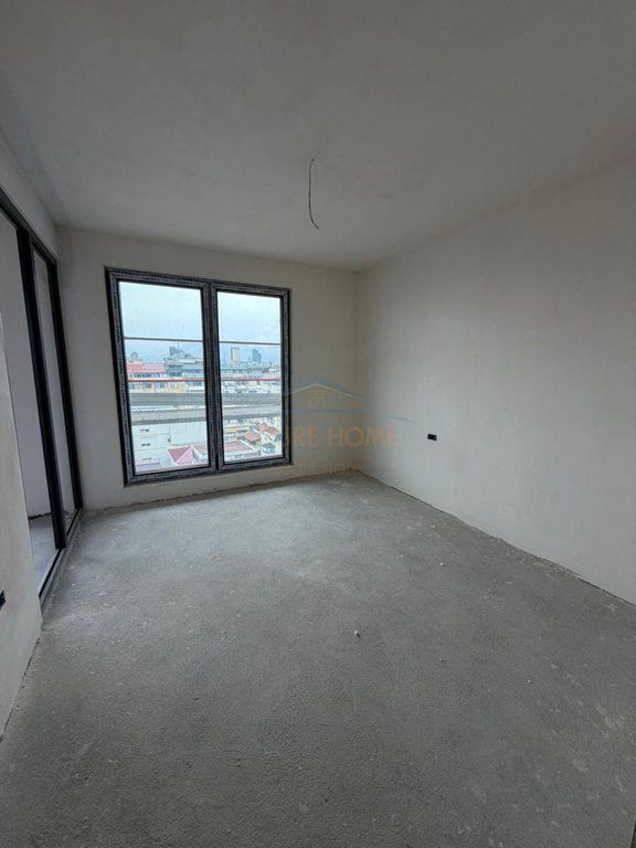 Appartamento 2+1+2 in vendita White Tower Komuna e Parisit