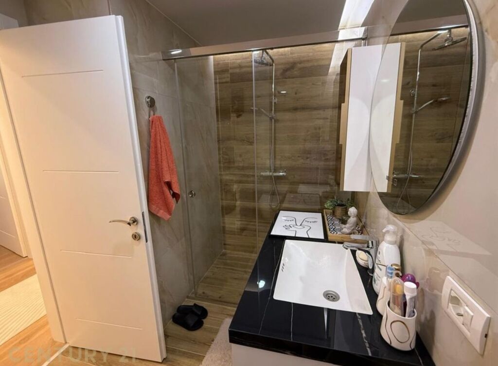 APPARTAMENTO MODERNO IN AFFITTO 2+1+2