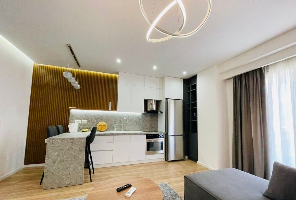 AFFITTASI APPARTAMENTO 1+1 VICINO ALLA STAZIONE DEI TRENI !