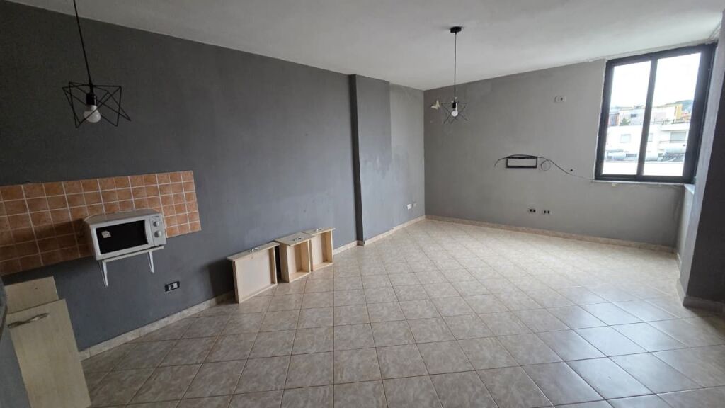 Affitto, Appartamento 2+1, Quartiere 18, Durazzo