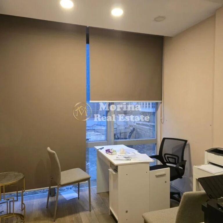 Affitto | Locale Commerciale | Via Sami Frashëri | 300 €/mese