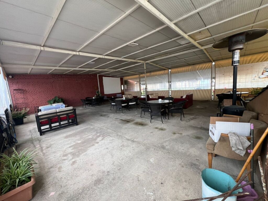 Bar Kafe- Menz me qera ne Selite (ID BL2184) Tirane