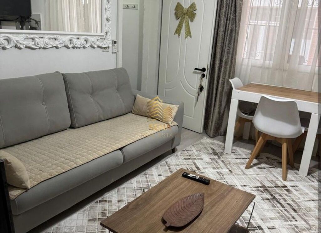 Affitto, Appartamento 1+1, Via Dibra – Scuola Unita, 430 Euro/Mese