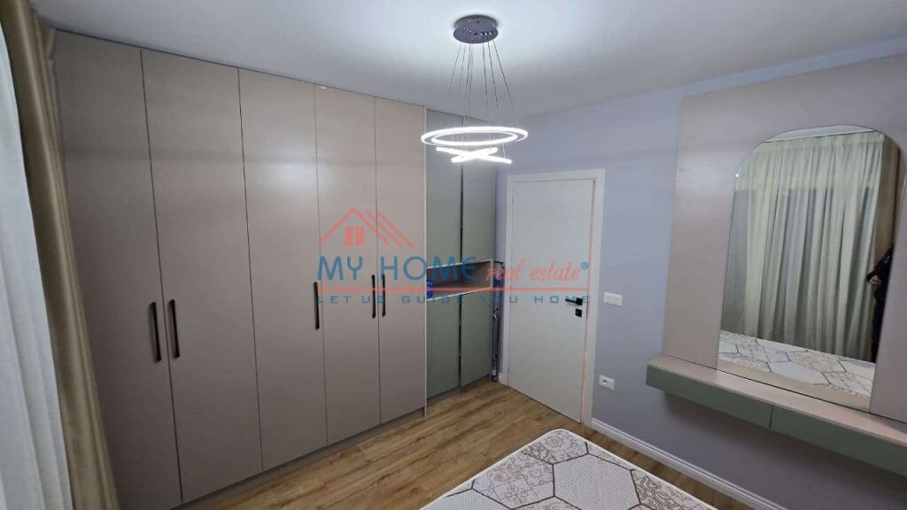 Apartament 1+1 me qera Rruga 5 Maji Tirane