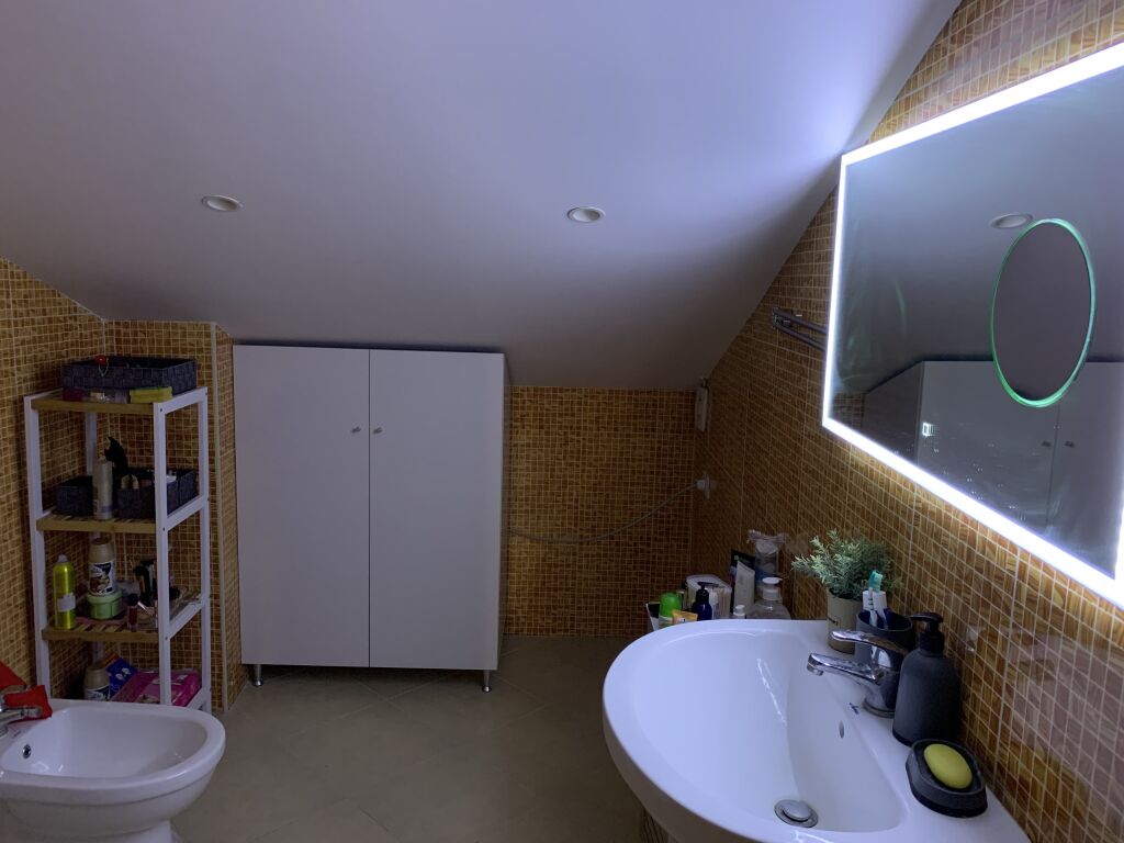 Super ap 2+1 at fresku ( muhamed deliu street )