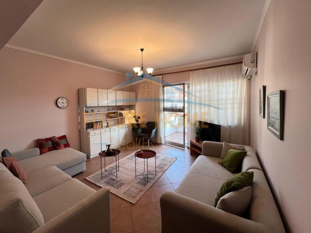 Affitto, Appartamento 2+1, Stadio Dinamo