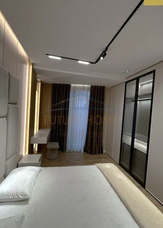 In vendita, Appartamento 2+1, Golden Tower Residence, Via Mine Peza