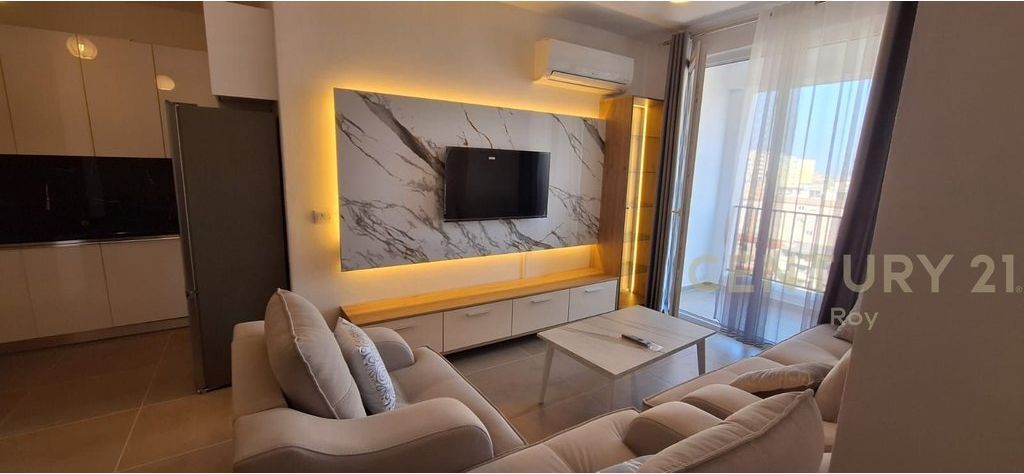 Jepet me qira apartament 3+1 në Durrës – pranë Lulishtes së Stacionit të Trenit