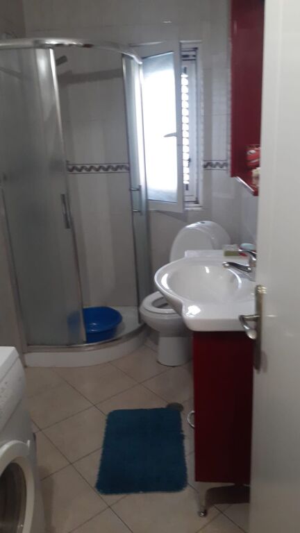 Appartamento 1+1, Moschea di Tabakeve!