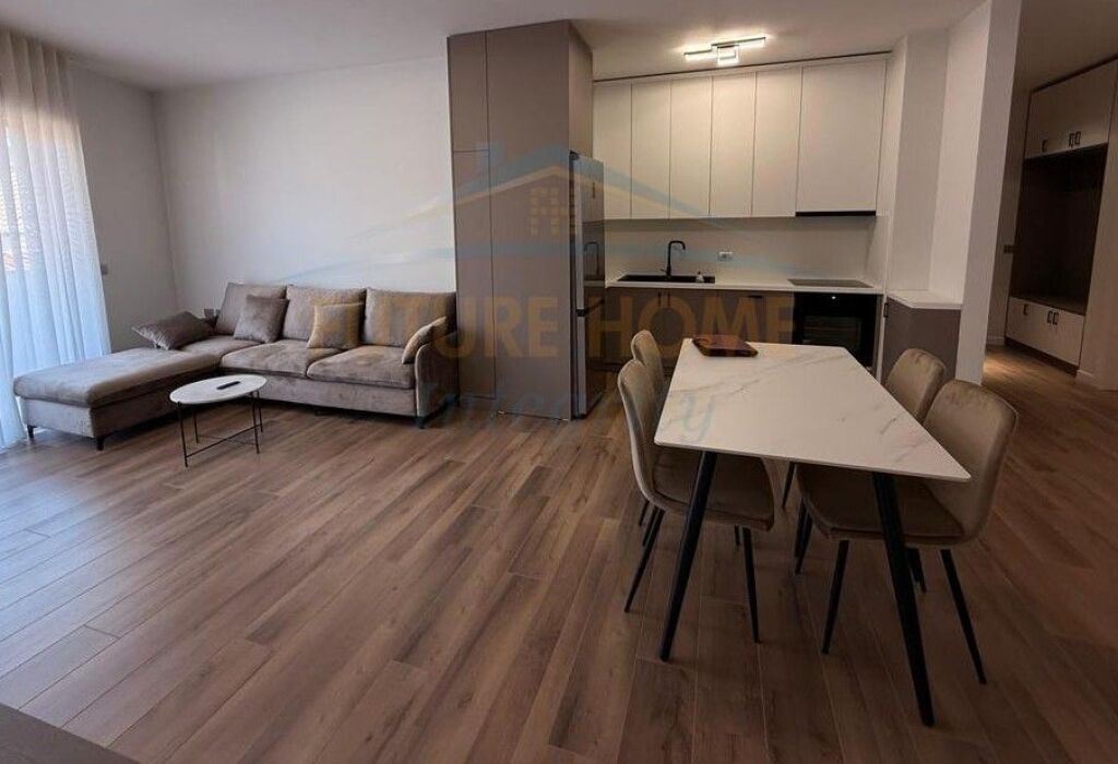 Rent, Apartment 2+1+2+Parking Space, Elbasan Street, Tirana