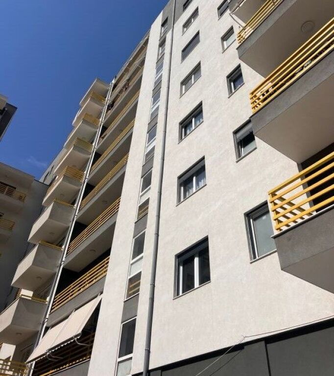 🏡 SHITET APARTAMENT 1+1 – Kompleksi E-88, Dritan Hoxha