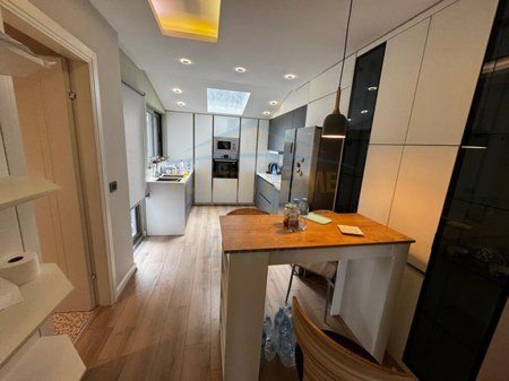 Shitet apartament 2+1+2 Liqeni i Thate Tirane