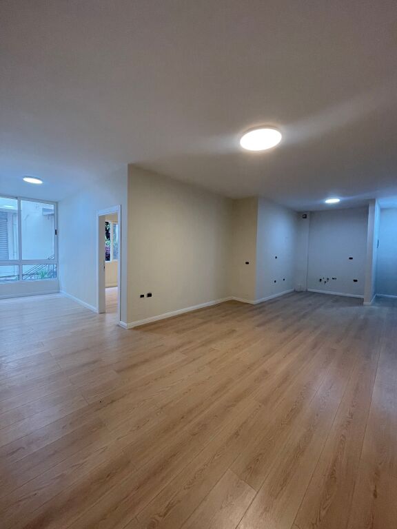 Shitet Apartament 3+1 tek Kodra e Diellit