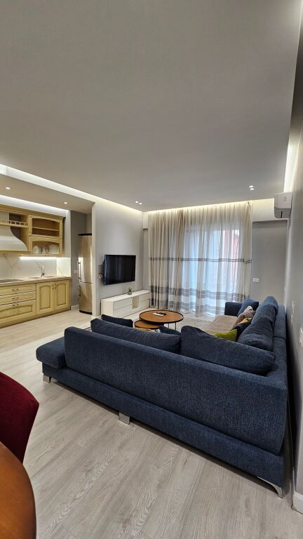 Apartament 2+1 me qira – Rruga e Barrikadave