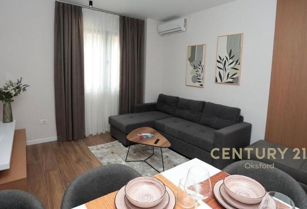 Rruga “Siri Kodra” Shitet apartament 1+1 i investuar